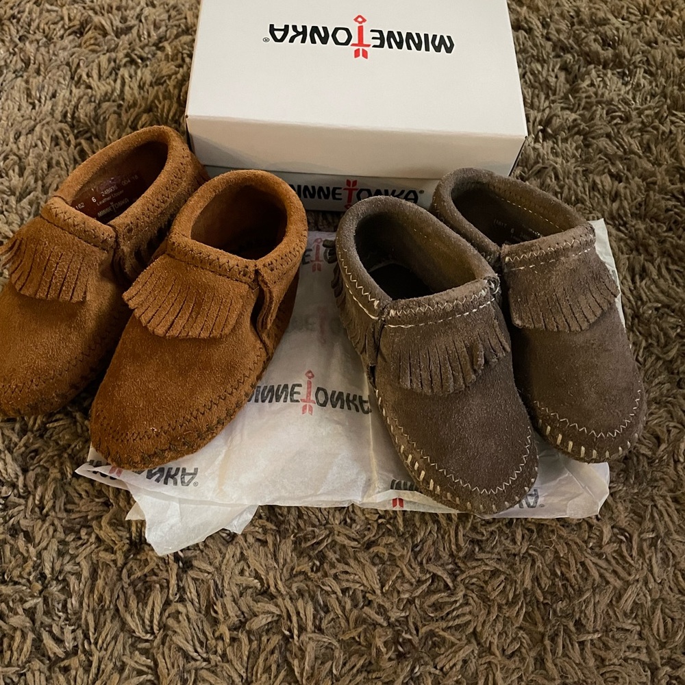 Minnetonka Riley booties size 6 toddler - Picture 1 of 1